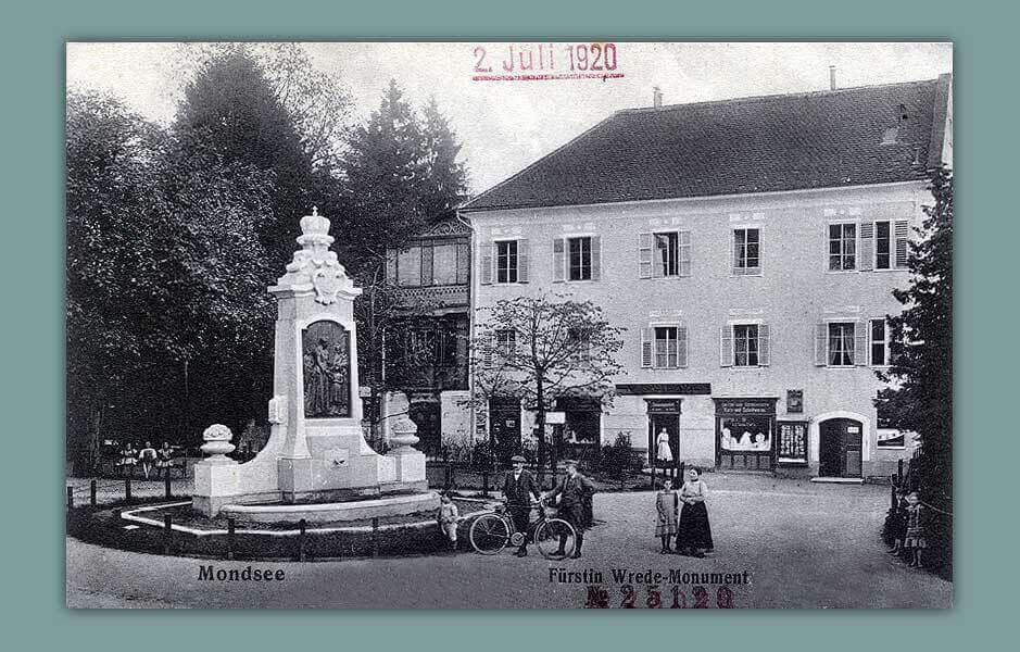 007_Mondsee-_Fuerstin-Wrede-Monument_-_Pokorny-Mondsee-5763