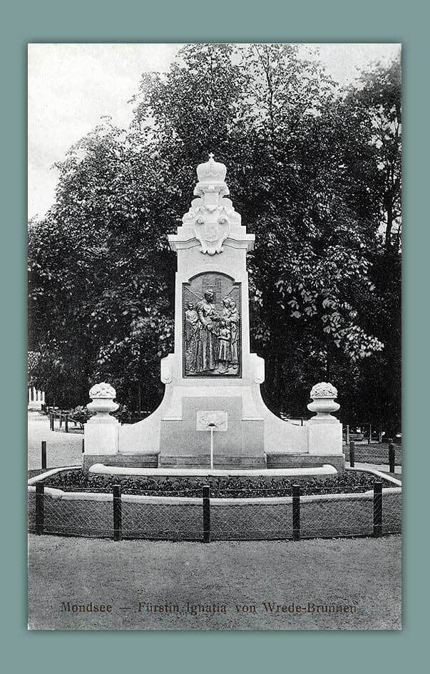 016_Mondsee_-_Fuerstin-Ignatia-von-Wrede-Brunnen_-_Verlag-J.-Gastberger-Photogr.-Mondsee-gelaufen-1915