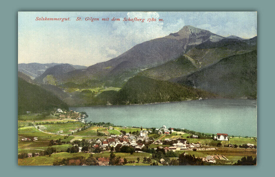 Salzkammergut.-St.Gilgen-mit-dem-Schafberg-1780-m-