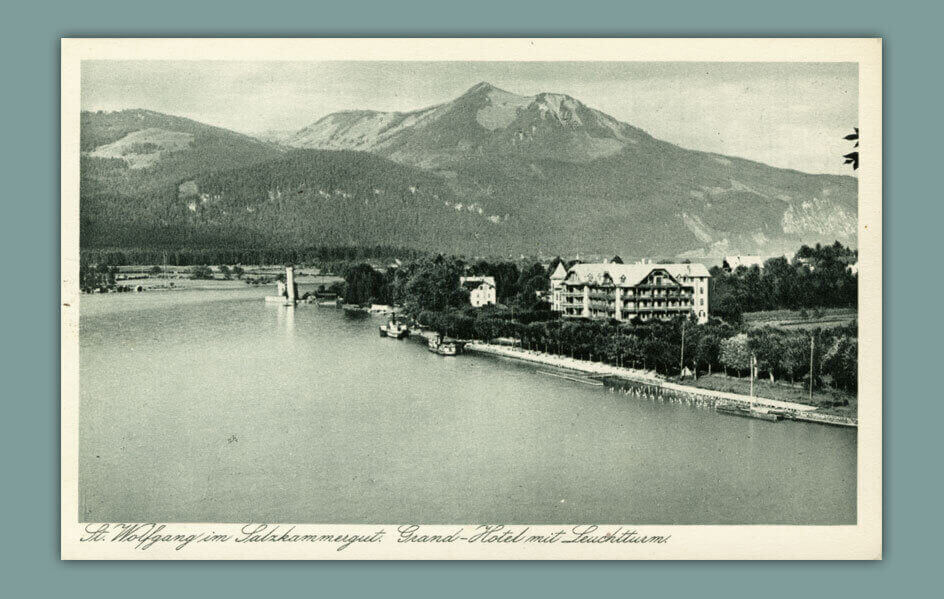 St.-Wolfgang-im-Salzkammergut.-Grand-Hotel-mit-Leuchtturm.